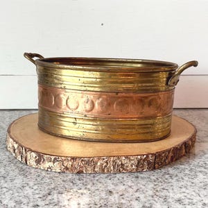 Vintage Brass and Copper Oval Planter Pot with Handles, Rustic Farmhouse Cachepot, Mid-Century Embossed Metal Decor Bowl, French Country