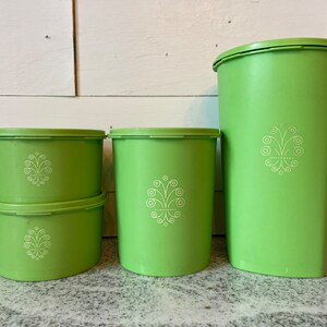 Set of 4 Vintage Tupperware Apple Green Servalier Canisters with Sunburst  Lids