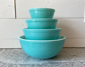 Robin's Egg Blue Vintage Pyrex Mixing Bowls Complete Set of 4 | Solid Turquoise MCM Mid-Century Mod Farmhouse Cottage 401 402 403 404 1950s