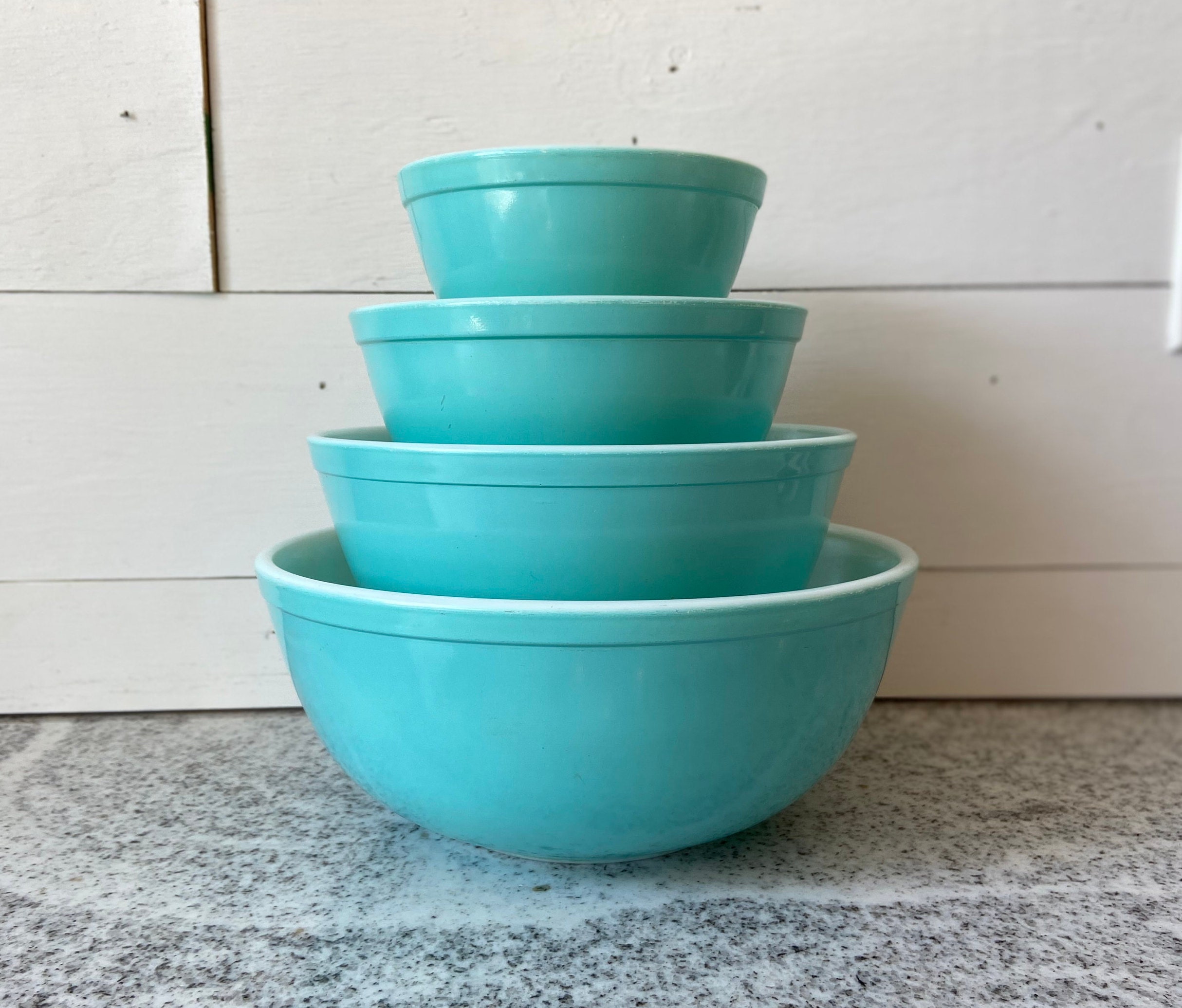Robin's Egg Blue Vintage Pyrex Mixing Bowls Complete Set of Robin's Egg Blue Vintage Pyrex Mixing Bowls Complete Set of