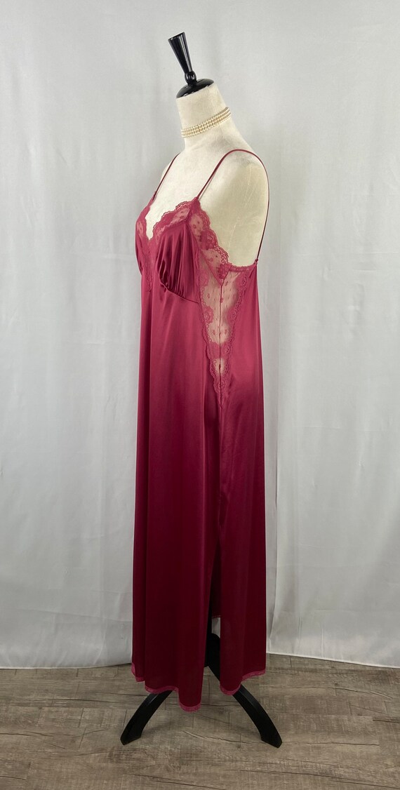 Vintage JCPenney Magenta Satin Nightgown Lace Det… - image 4