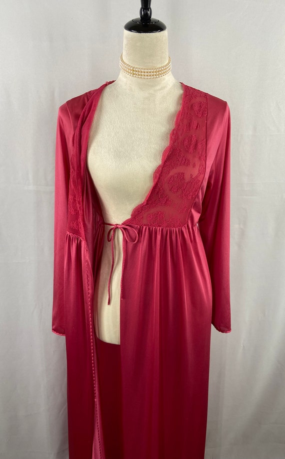 Vintage Fuchsia Gilead Nightgown with Lace Detail… - image 4