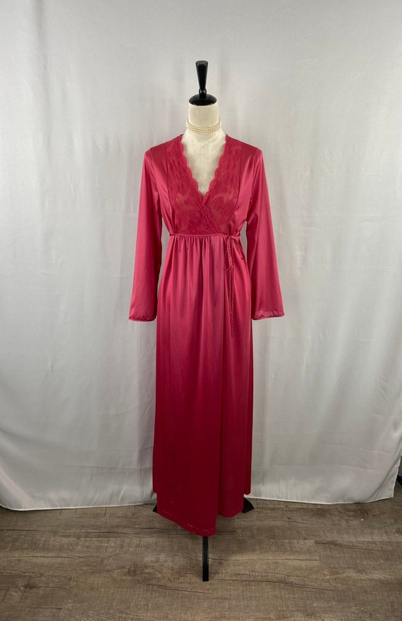 Vintage Fuchsia Gilead Nightgown with Lace Detail… - image 1