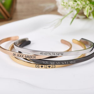 Wholesale custom bracelets top