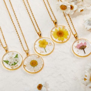 Geburtsblume Halskette, gepresste echte Blume Charme, handgemachte gepresste Blumen Halskette, Geburtstag Monat Schmuck, gepresste Blume Halskette, Geburtstagsgeschenk