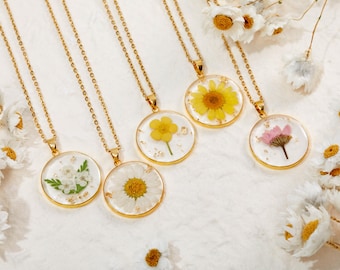 Birth Flower Necklace,Pressed Real Flower Charm,Handmade Pressed Floral Necklace,Birth Month Jewelry,Pressed Flower Necklace,Birthday Gift