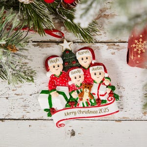 Personalisierte Familie Weihnachten Ornament, 2026 Weihnachten Ornament, Laser gravierte Familie Ornament, benutzerdefinierte Familie Ornament für Weihnachtsbaum Dekor Bild 9