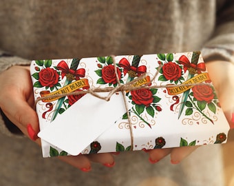 Vintage Floral Wrapping Paper: Boho Retro Gift Wrap
