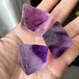 Natural green fluorite purple fluorite octahedron quartz crystal copper reiki healing random 1pc purple