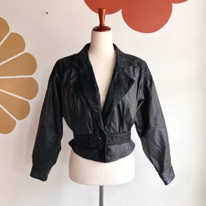 Vintage 80’s black leather cropped jacket biker motorcycle embossed batwing button up retro