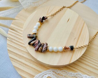 Rhodonite & Shell Necklace, Pink, Black, Brown, White Shell, Gold, Beaded Necklace, Statement Jewelry, Classy, Elegant, Colorful Jewelry