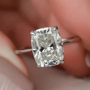 2.5 Ct Cushion Cut Moissanite Engagement Ring, Minimalist Elongated Cushion Cut Solitaire Ring, Promise Ring, Moissanite Wedding Ring, Gift