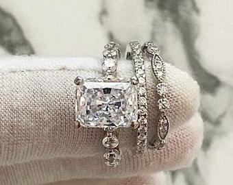 Anillo de compromiso de moissanita radiante de 3,5 quilates, anillo vintage con halo oculto, solitario de aniversario, anillo nupcial de oro blanco de 14 quilates.