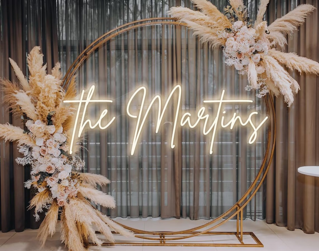 Custom Family Name Neon Sign: Boho Wedding Decor - Etsy