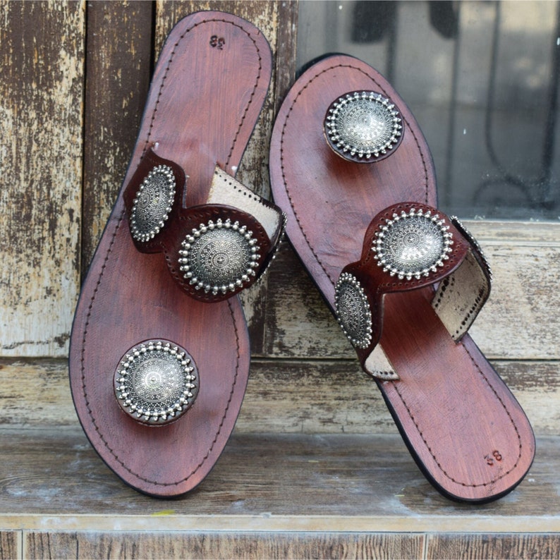 braided toe ring sandals