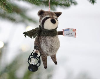 Lucas Racoon Holds a Lamp & Letter to Santa - Handcrafted Felt Christmas Decorations – Festive Hanging Animal Figures for Your Tree or Home