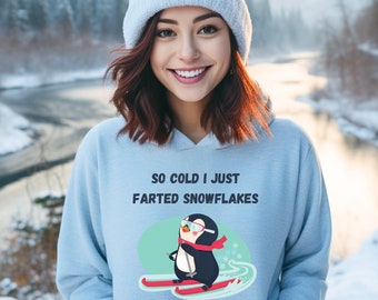 Så kallt att jag just fiste snöflingor hoodie, pingvin på himlen tröja, luvtröja, vinter hoodie present, rolig fist skjorta pingvin, skidåkning