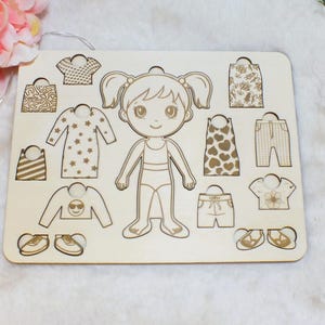 Puzzle Habillage Fille - Fichier DXF Découpe Laser - Jouet Éducatif en Bois