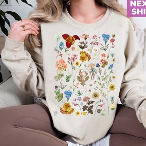 Vintage sweater met geperste bloemen, boho cottagecore-trui met ronde hals, pastelkleurige botanische bloementrui, Fairycore oversized sweater met wilde bloemen