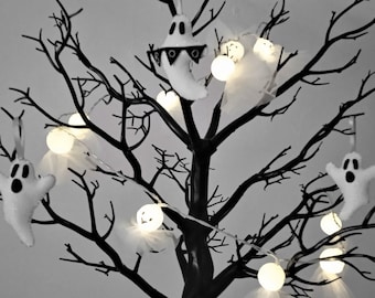 Halloween ghost ghoul decorations