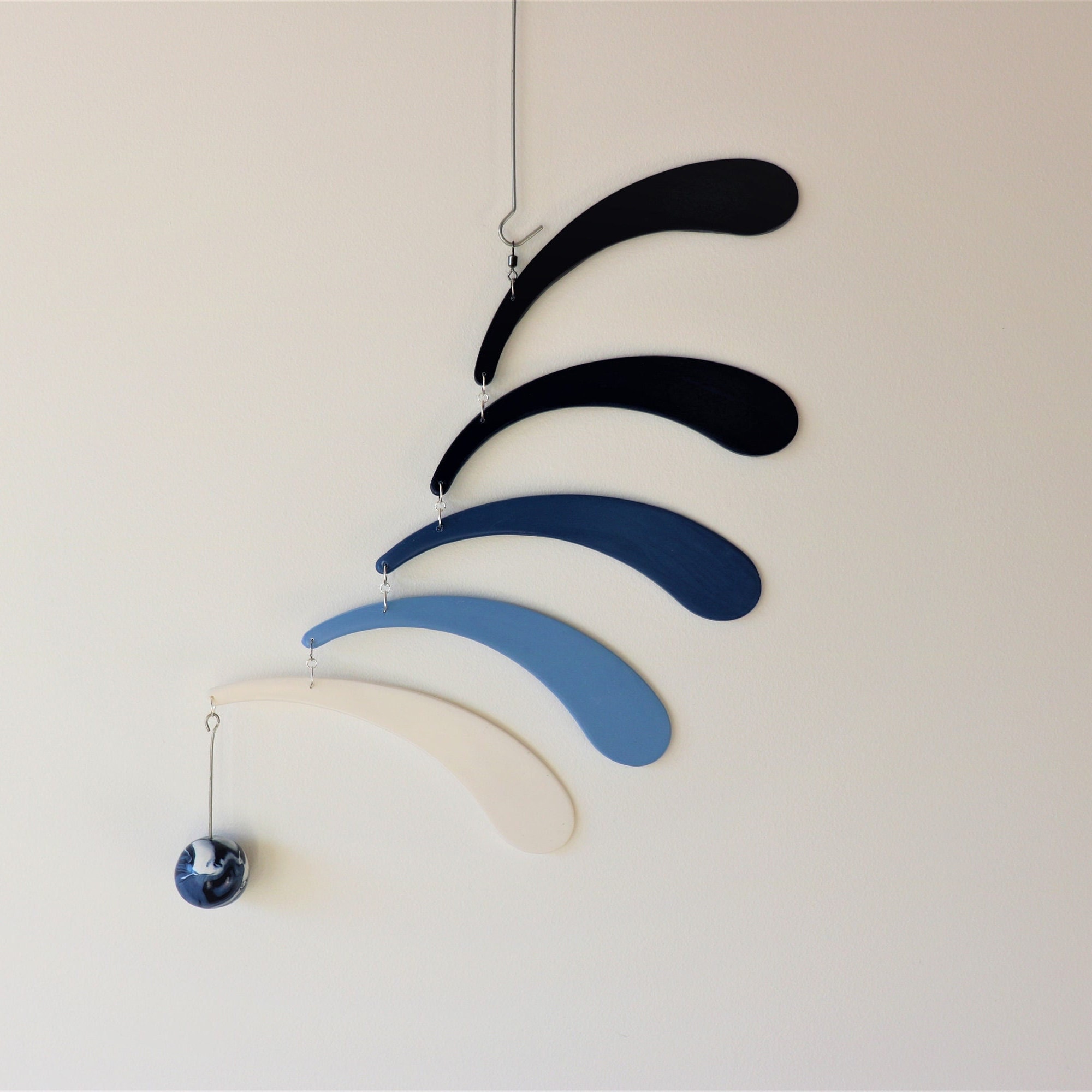 FIMOBILE KINETIC MOBILE model Calder, blue and white