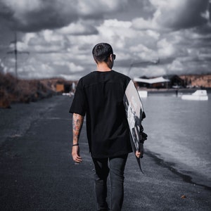 Evening Sesh Oversized T-shirt : bold design, longer back & pocket. image 5