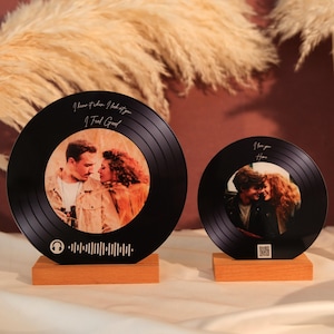 Personalized Song Acrylic Plaque: Custom Photo Gift for Mom