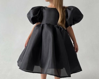 Vestido de niña de las flores con tutú negro: mangas abullonadas, vestido de baile gótico de organza con lazo - Boda, fiesta