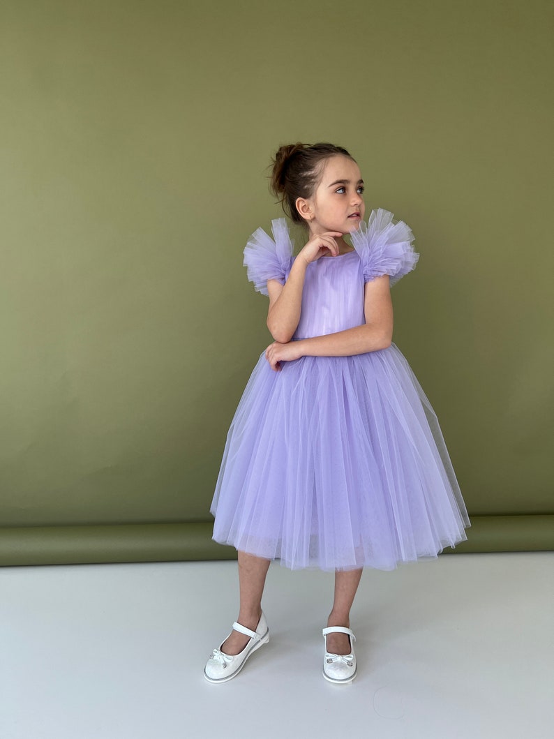 Tulle flower girl dress Lavender purple girls dress Birthday girl dress Princess girl dress for wedding Photoshoot girl dress image 2