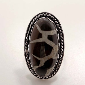 Schwarzer Septariat Ring aus 925 Silber, handgefertigter Ring, Geschenk für Sie