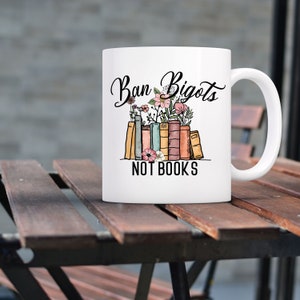 Interdire les bigots, pas les livres PNG, graphique amateur de livres, j'ai lu des livres interdits png, lire des cliparts de livres interdits, lire plus de livres, livre autocollant png, liseuse