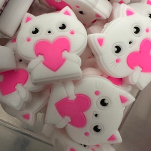 Cat / Two beads included/ Focal Bead/ beadable pen/ Silicone  bead/ keychain bead/ bestie / best friend/ kitty/ pink