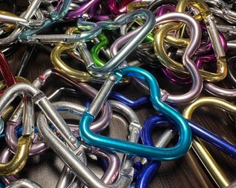 Heart shaped metal key ring- set of 5 random colors keychain keyring / aluminum carabiner clip / bag charm holder