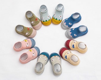 New Walkers: Cartoon Socks with Rubber Sole (0-24 months)