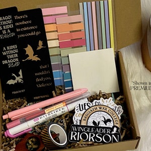 Fourth Wing Gift Box | Bookmarks, Stickers and Annotation Kit | Perfect Gift for Fantasy Lovers | OFFICIALLY LICENSED