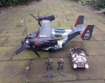 Soldier Force jachtvliegtuig met piloot en raketten | Militair