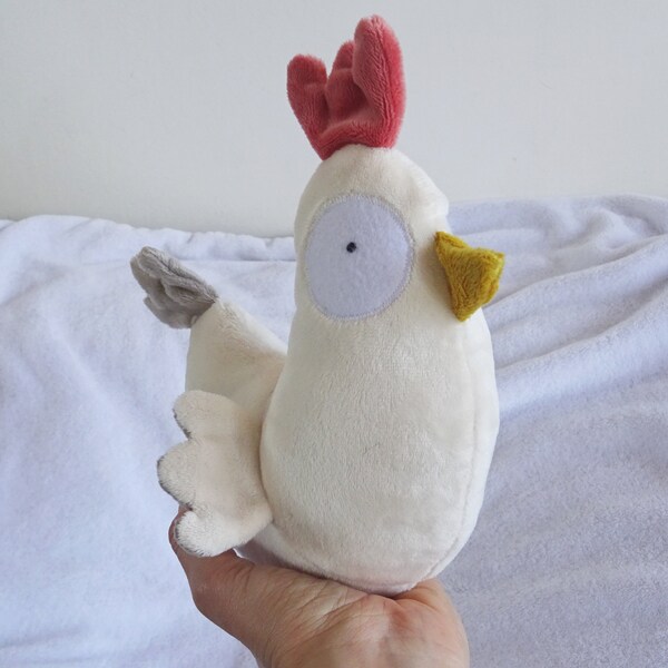 Doudou Josette la Poulette. Couleur au choix. Cadeau pour bébé, liste de naissance. Peluche poule. Doudou fait main.