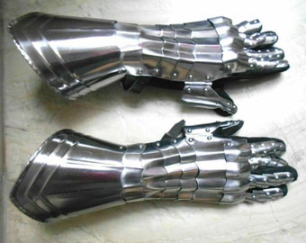Functional Gauntlets Armor pair Medieval Steel Gloves Medieval Halloween Gift , Birthday Gift , New Year Gift