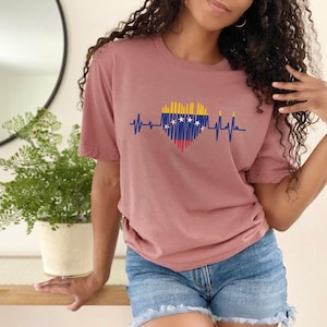 Venezuela Flag TShirt, Venezuela Gifts, Venezuelan Heritage Gift, Patriotic Shirt for Men & Women, Venezuelan Pride Tee, Gift for Traveler