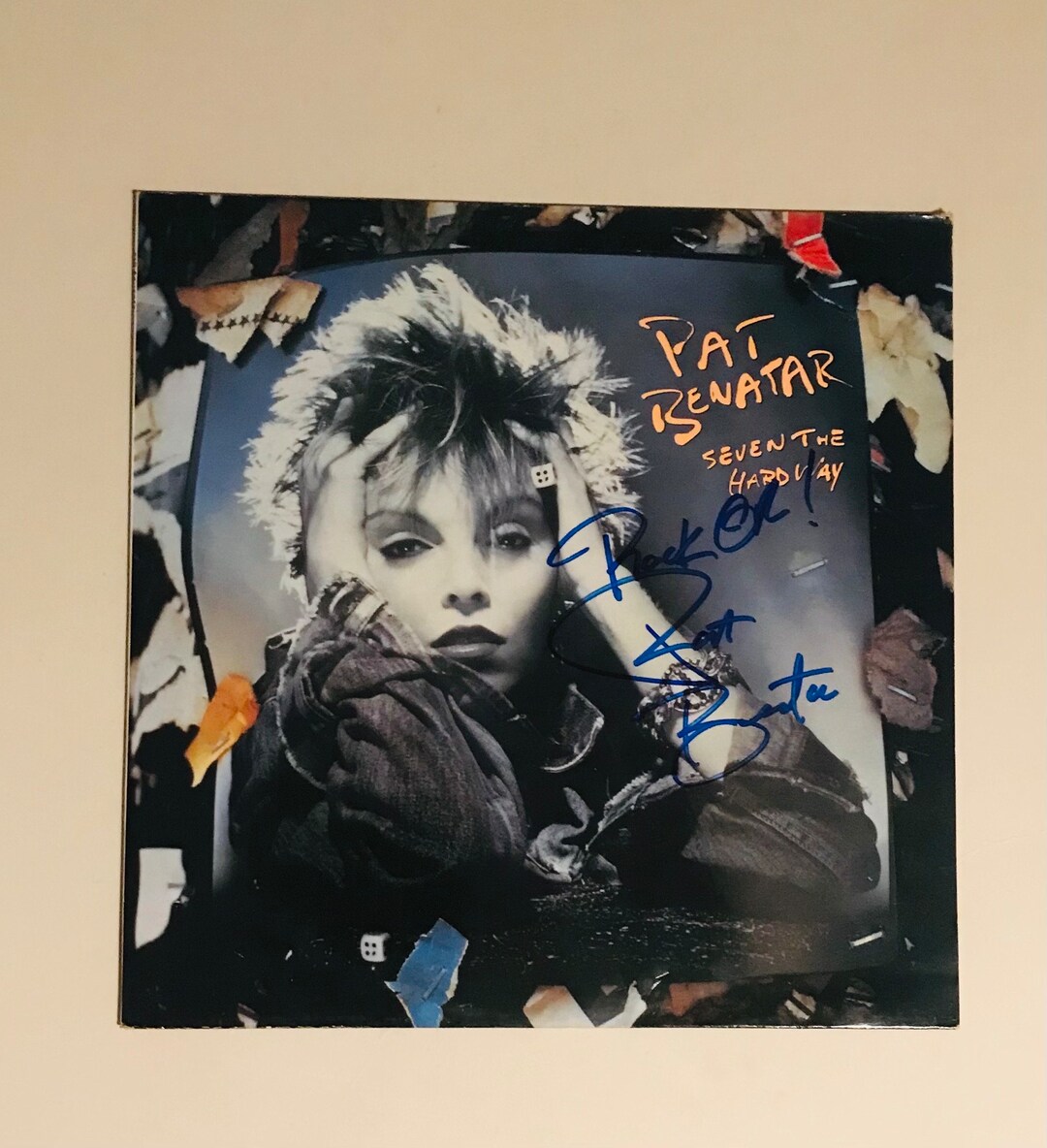 PAT BENATAR signed autographed photo cat pose COA Hologram main image 1