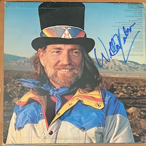 Willie Nelson Autograph On Original LP Cover Inc COA