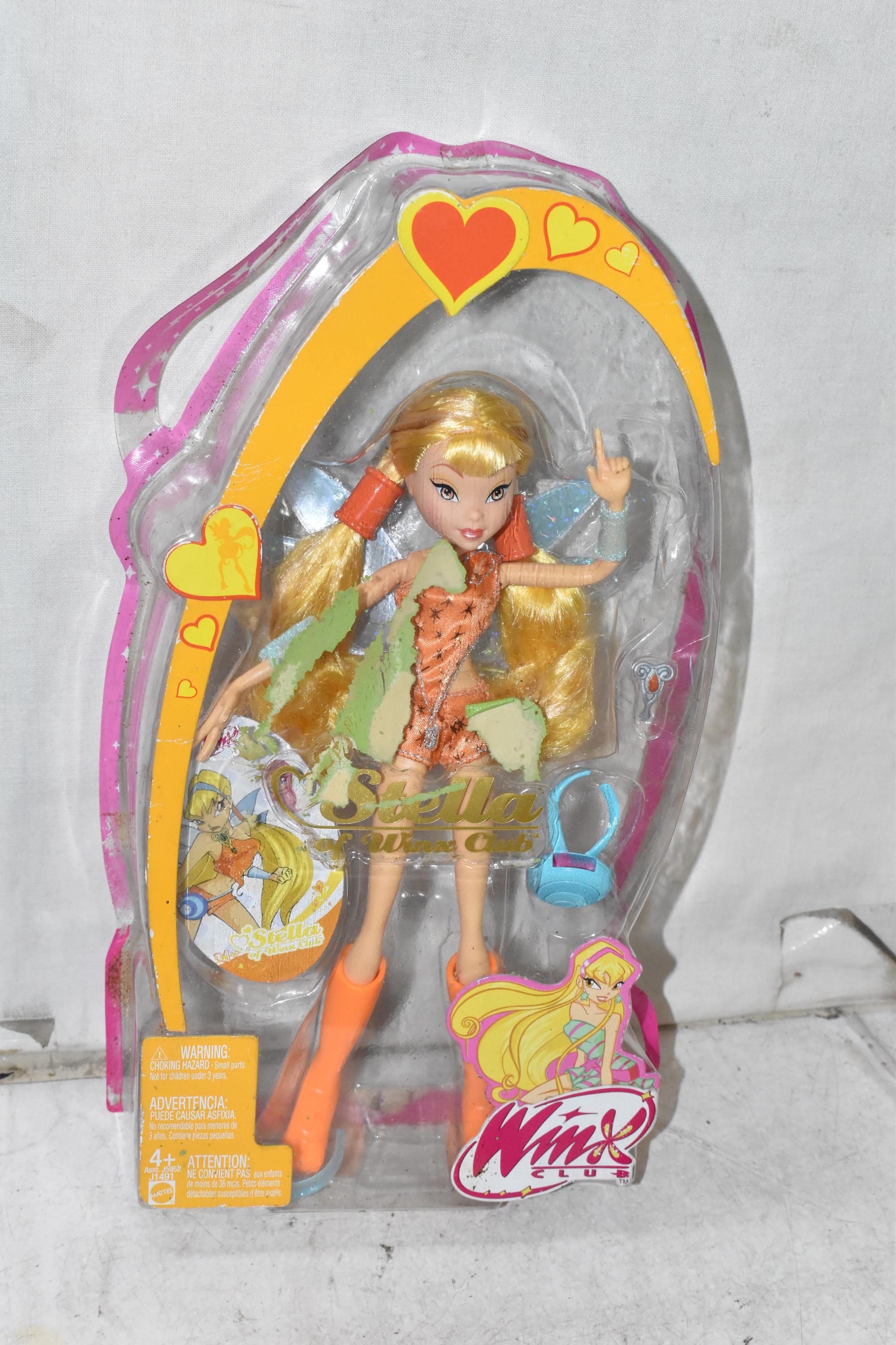 Poupées Winx Singsational Mattel - Bloom, Stella, Layla - Avec Accessoires