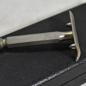 Vintage Collectible Safety Razor Blade,Bath and Beauty Personal Care Shaving and Grooming