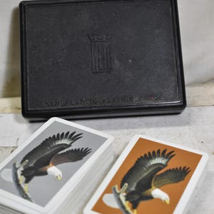Vintage verzamelobject dubbeldeks Kem plastic speelkaarten-2 decks speelkaart gemaakt in de VS Eagle ontwerp 1985