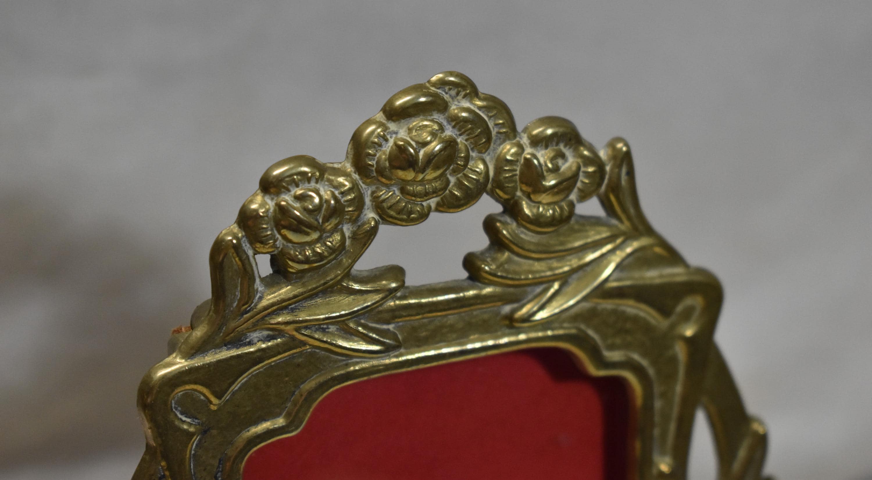 ヴィンテージブロンズフォトフレーム：花柄装飾（11x16.5 cm） - Etsy 日本