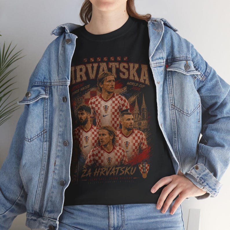 Vintage Croatia Football National Team T-Shirt Design, HRVATSKA Retro 90s Bootleg Style - Football T-Shirt Sepak Raga Casual image 9