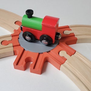 Wooden Train Small Turntable, Fits Brio, IKEA, Hape, Bigjigs and more! Christmas Present for Son/Daughter | Birthday Present | Montessori
