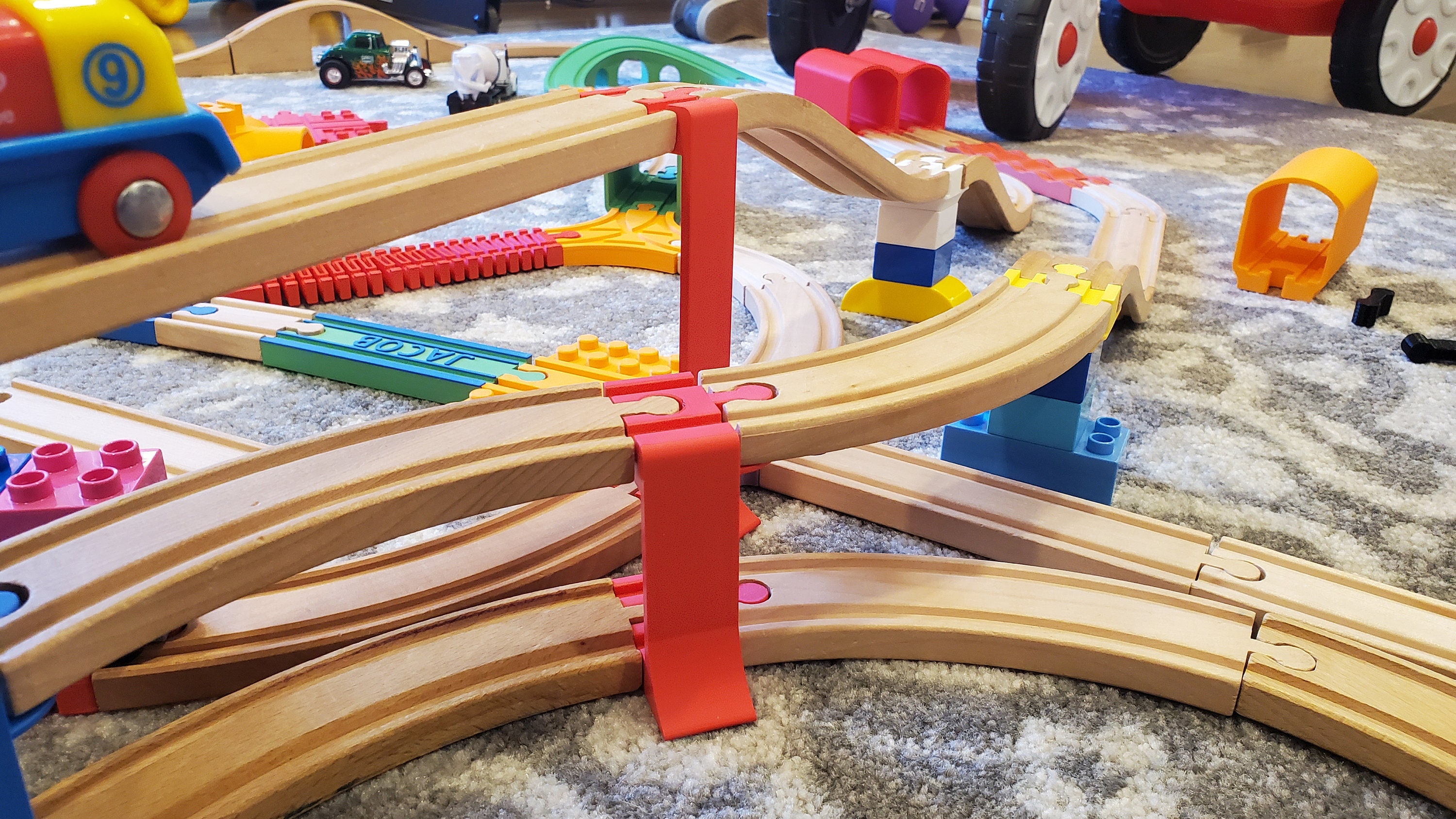 Train Track Supports, Sky Risers Sets, Compatible With Wooden Tracks ...