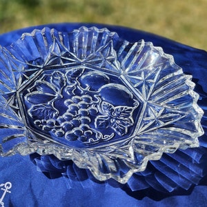 Federal Glass Pioneer Clear 11" Crimped Bowl