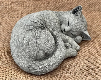 Sleeping Cat Cement Statue Cute Laying Kitty Resting Cat Statue Pet Memorial Stone Cat Garden Ornament Backyard Decor Outdoor Statue